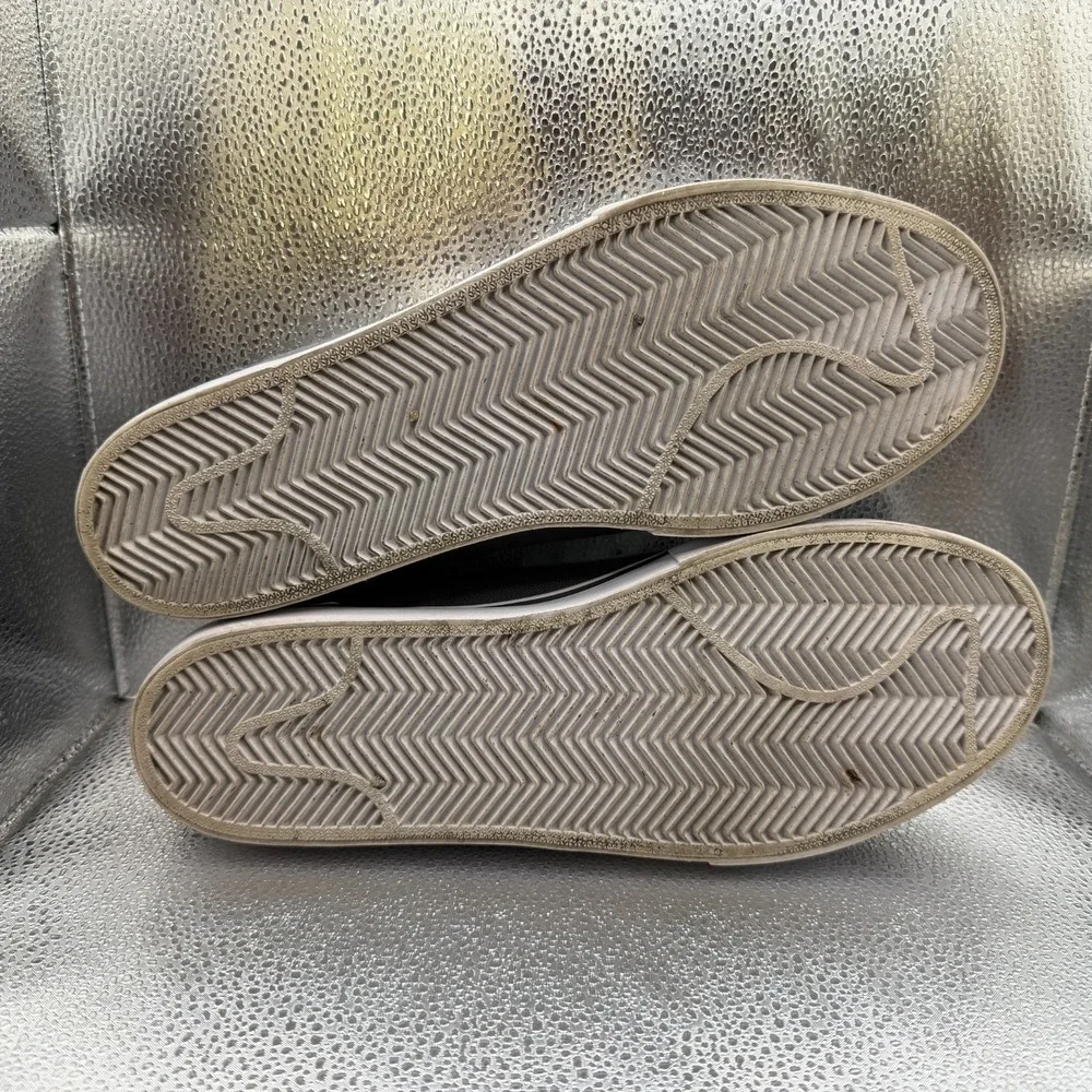 Nike product pair